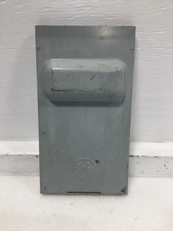 Hassle-Free Returns GE General Electric TF60RCP 60 Amp 240V Fusible Disconnect Cover Only 9" x 5"