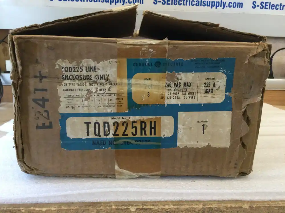 Same Day Shipping GE General Electric TQD225RH; 2 Or 3 Poles, 225 Amp Line Enclosure For Type TQD Breakers, 240vac Open Box