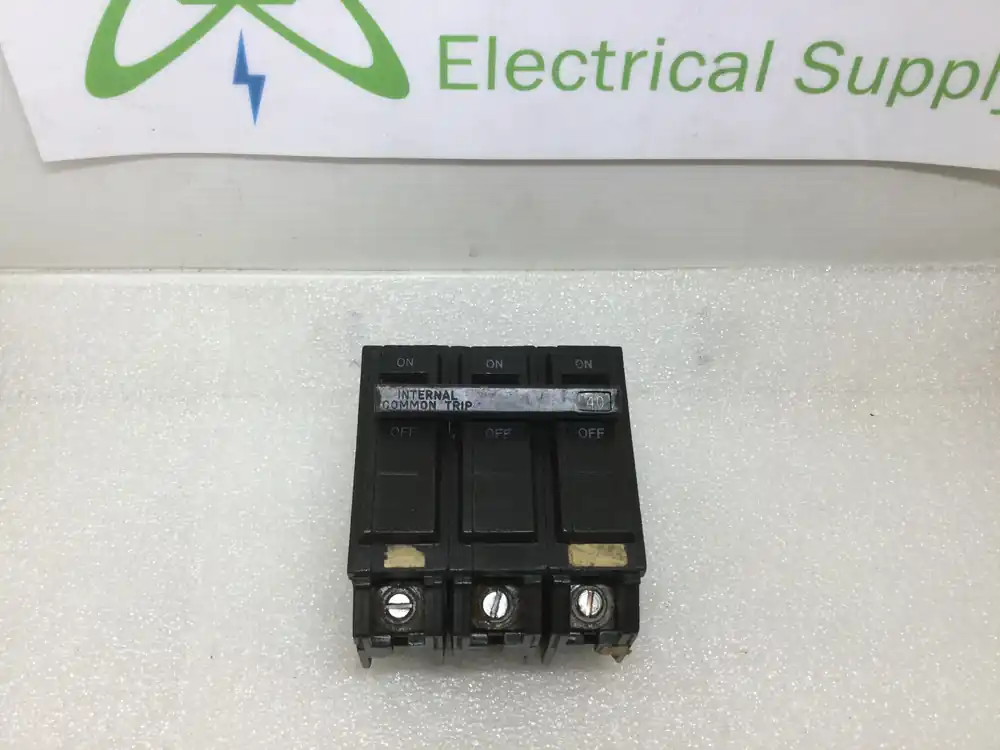 GE General Electric THQL32040 40 Amp 3 Pole 240V Breaker - Cosmetic Flaw Big Sale