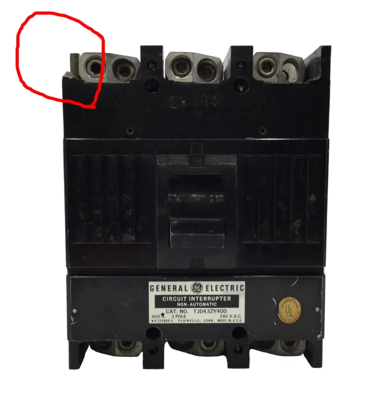 General Electric TJD432Y400 400 Amp 3 Pole 240V Circuit Breaker - Cosmetic Flaw Affordable