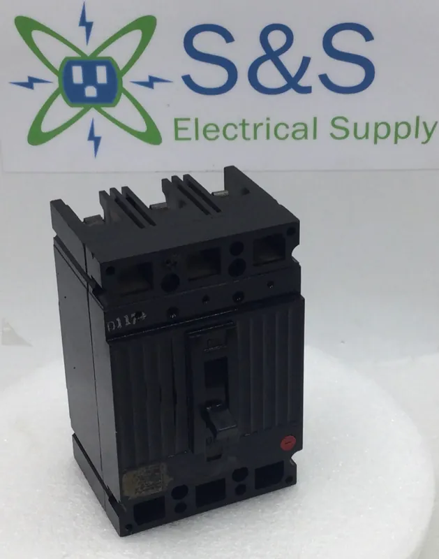 Best Seller General Electric TED134045 45 Amp 3 Pole 480V Circuit Breaker - Cosmetic Flaw