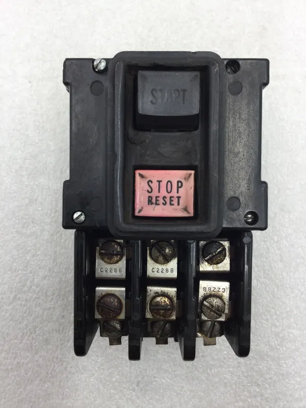 Free Returns GE General Electric CR1062S2B Manual Motor Starter 3 Phase 115-600 VAC 3-10 HP