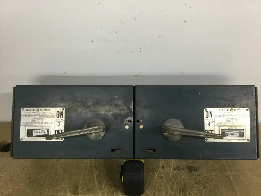 Weekend Sale GE/General Electric QMR36IL/ Double box / QMR36I 30A 3 Pole 600VAC Fusible Disconnect/Safety Switch C43L576G15/ 343L576G26