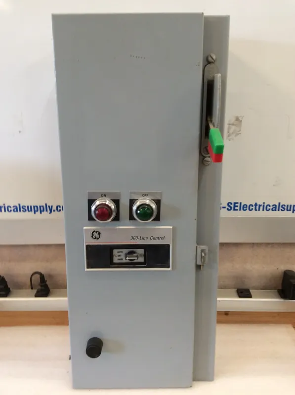 Sale General Electric 300-Line Control CR387C1046PAGTDV 3 Phase 30A 600VAC Type TEC Fused Motor Control