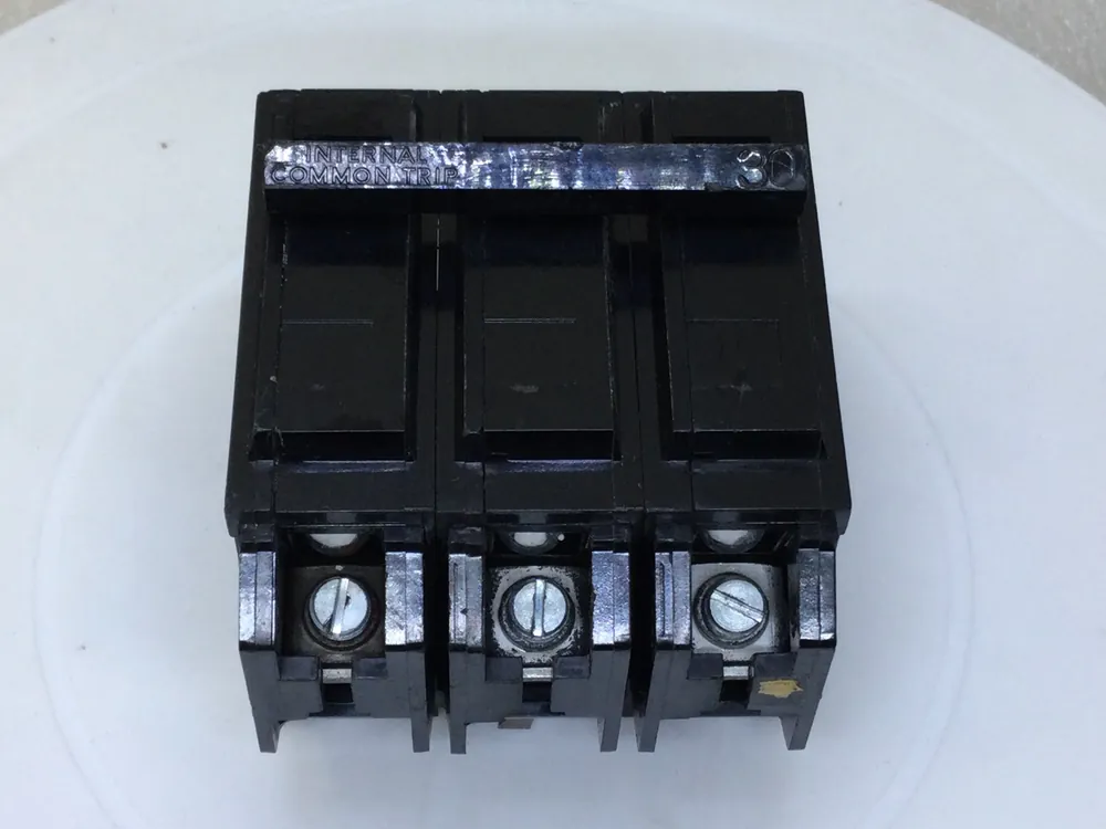 GE/General Electric TQL32030 30 Amp 3 Pole 240V Circuit Breaker - New Style Same Day Shipping